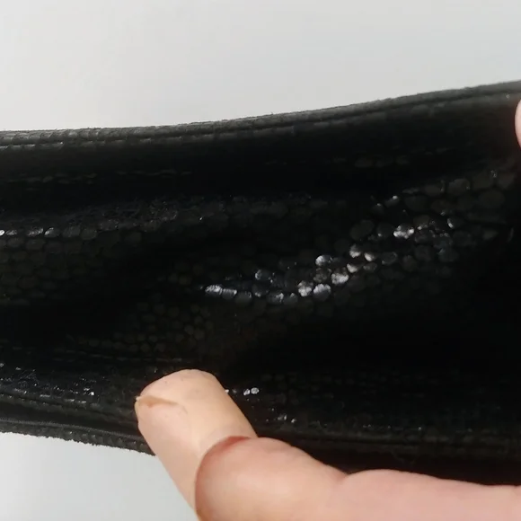 BEBE Elegant Leather Black Chain Shoulder Bag - Picture 6 of 13